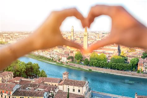 incontri verona donne|Verona, Italia